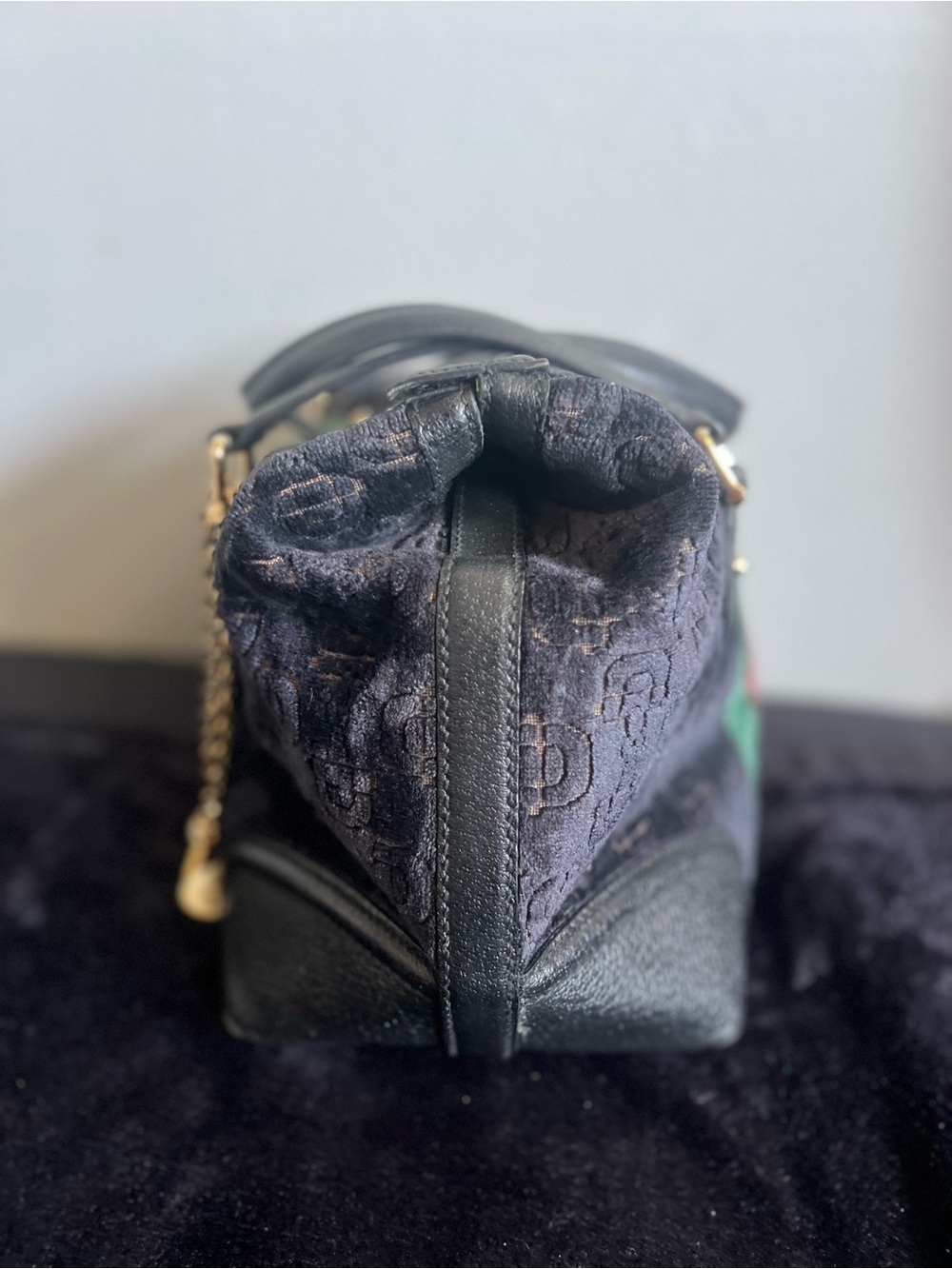 Gucci Guccissima Velvet Mini Boston Bag Gold - Picture 4 of 11